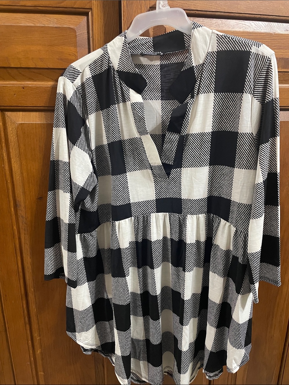 Black &  White Plaid Women's polyester Top lightweight NWOT Sz.1XL